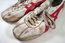 Load image into Gallery viewer, White Leather Onitsuka Tiger Runners